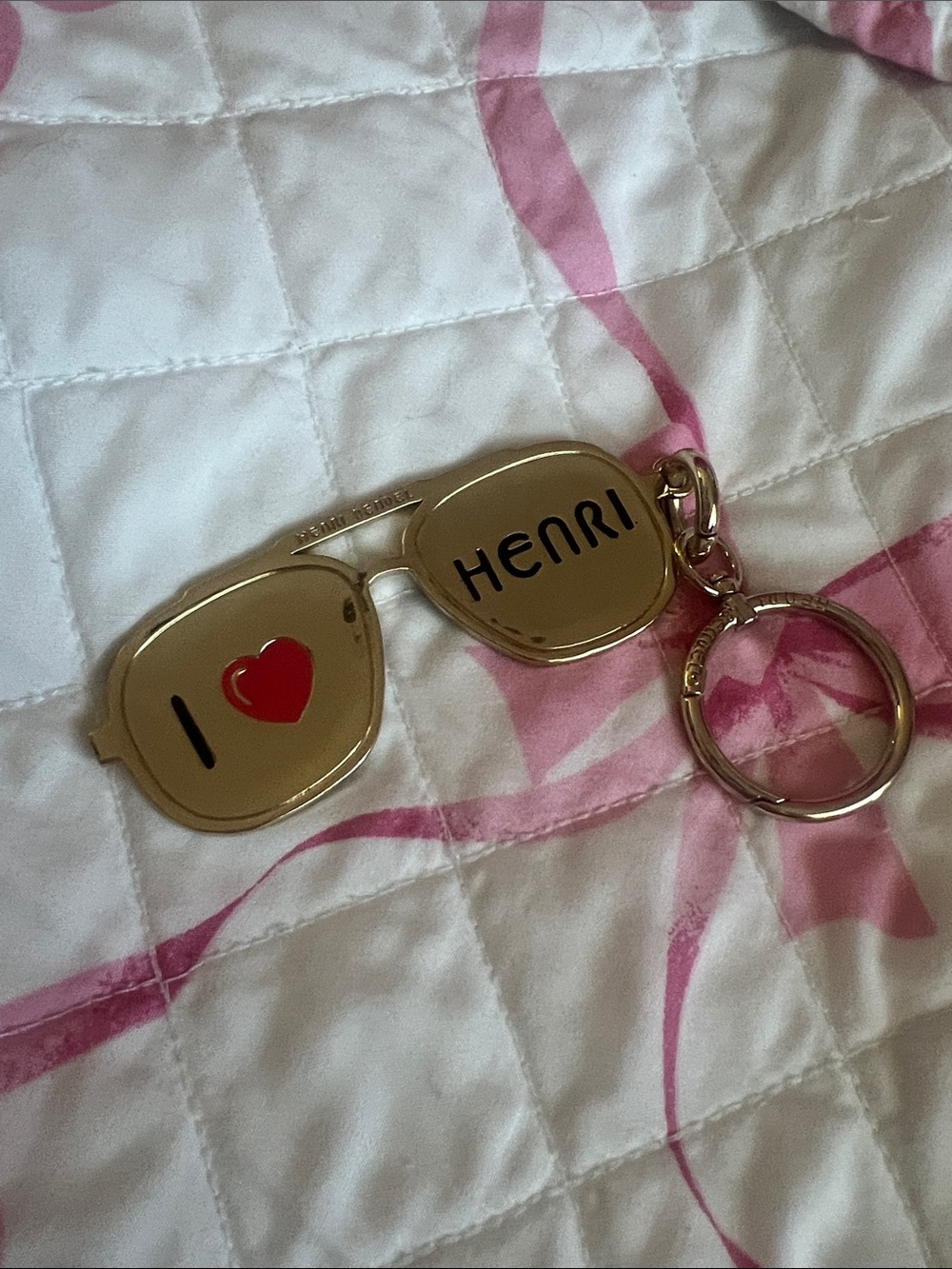 Henri Bendel key chain / bag charm sunglasses - Picture 3 of 3